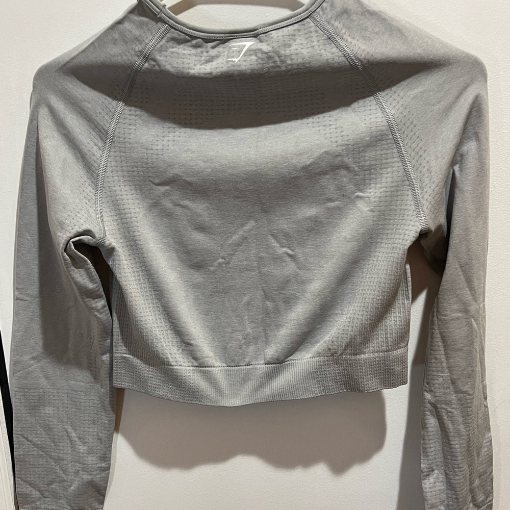 Gymshark cropped long sleeve top - Picture 2 of 5
